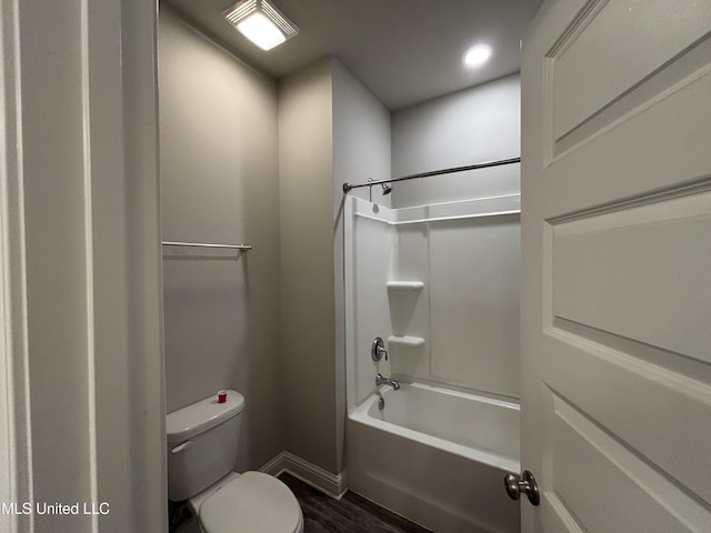 10645 Chapelwood Dr, Gulfport, MS 39503 - full bathroom with wood finished floors, baseboards, recessed lighting, shower / washtub combination, and toilet