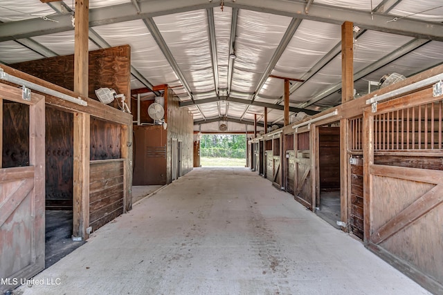 106 Horseshoe Ln, Flora, MS 39071 - view of stable