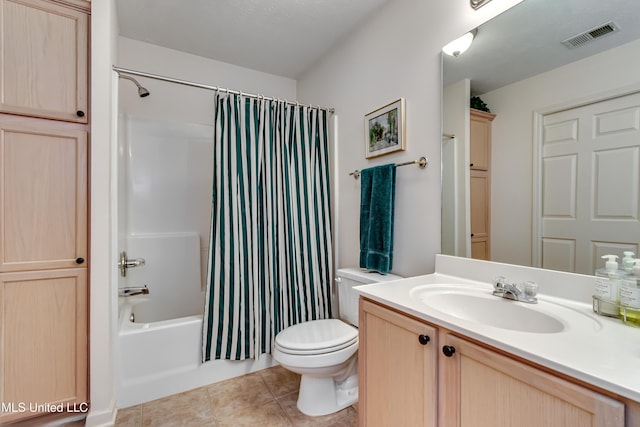 804 Charmant Pl, Ridgeland, MS 39157 - full bath with vanity, shower / bathtub combination with curtain, and tile patterned floors
