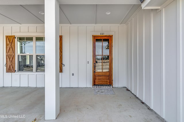 601 Cobalt Way, Brandon, MS 39042 - entrance to property featuring board and batten siding