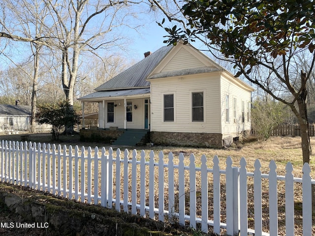 view of front of home with covered porch