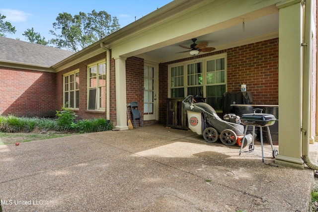 4788 Bon Jour Ln, Nesbit, MS 38651 - view of patio / terrace featuring a ceiling fan