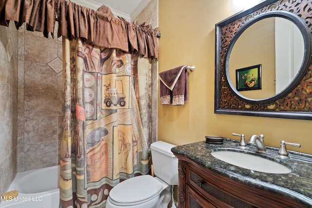 4788 Bon Jour Ln, Nesbit, MS 38651 - bathroom featuring toilet, vanity, and shower / bath combo