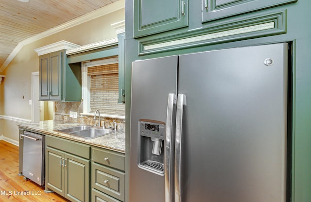 kitchen with sink, wooden ceiling, crown molding, light hardwood / wood-style floors, and appliances with stainless steel finishes