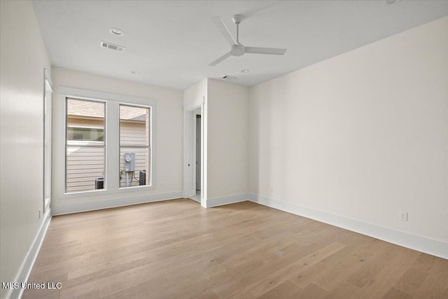 113 Water St, Madison, MS 39110 - spare room with light wood-type flooring, ceiling fan, baseboards, and recessed lighting