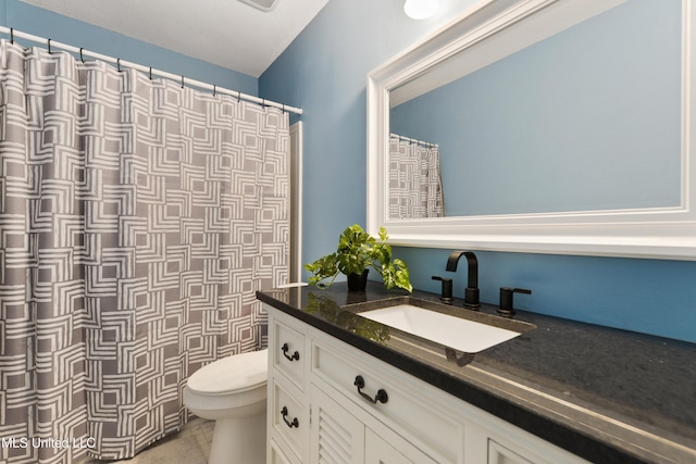 3106 Breezy Hill Ln, Ocean Springs, MS 39564 - bathroom with vanity and curtained shower