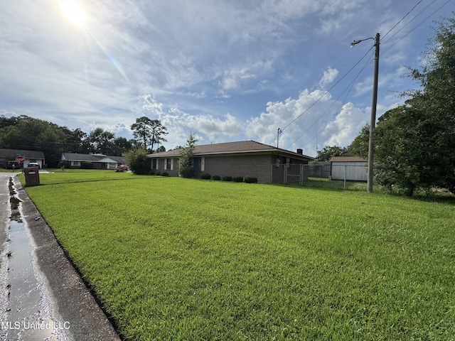 15708 Orleans Dr, Biloxi, MS 39532 - view of yard