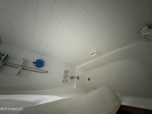 15708 Orleans Dr, Biloxi, MS 39532 - full bathroom featuring a tub to relax in