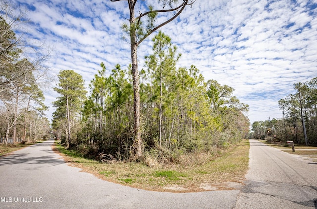 Listing photo 3 for 0 Pickering Forest Dr, Ocean Springs MS 39564