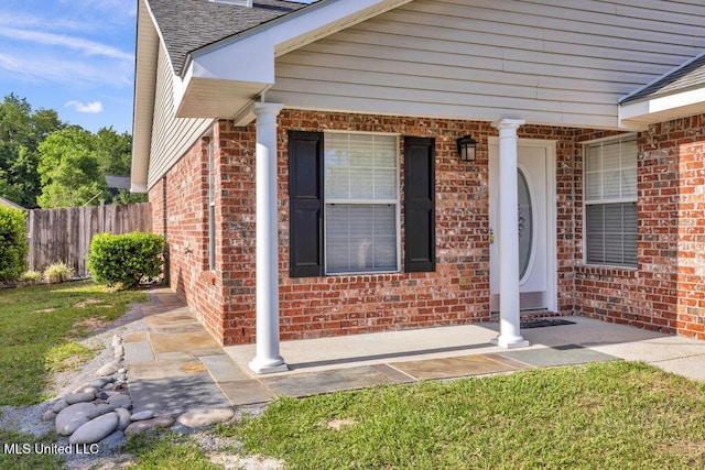 14196 Maple Ct, Gulfport, MS 39503 - entrance to property featuring brick siding and fence