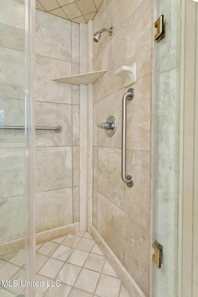 bathroom featuring walk in shower