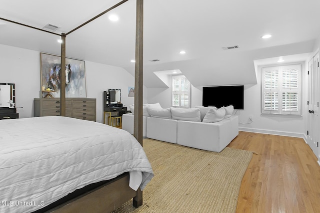 3844 Hawthorn Dr, Jackson, MS 39216 - bedroom featuring recessed lighting, visible vents, and wood finished floors
