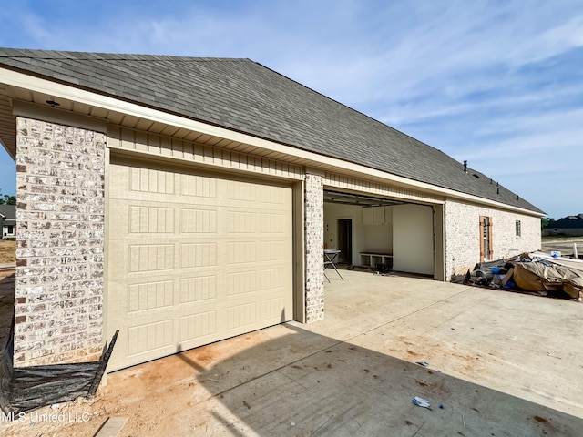 501 Harper Cv, Flowood, MS 39232 - garage with concrete driveway