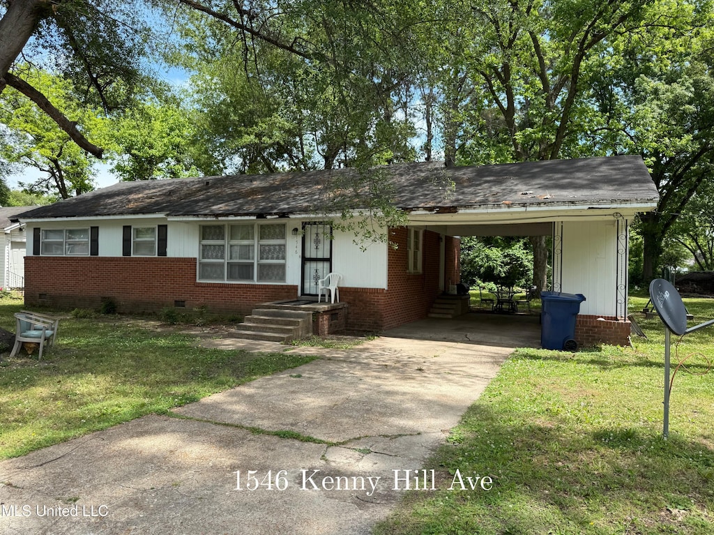 single story home with brick siding, driveway, a front yard, and crawl space
