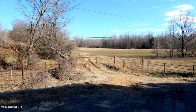 2450 Longtown Rd, Sarah, MS 38665