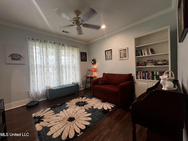 914 39th Ave, Gulfport, MS 39501 - living room with ceiling fan, wood finished floors, ornamental molding, baseboards, and recessed lighting