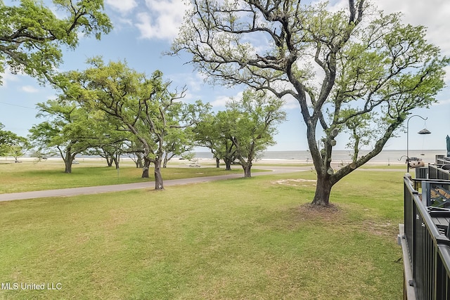 view of yard featuring a water view