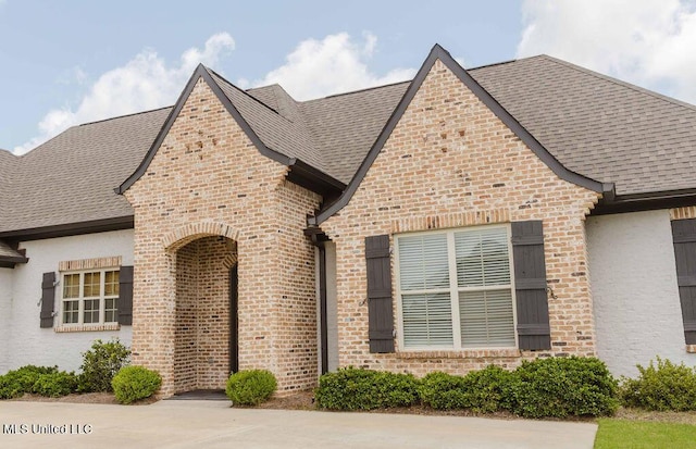 132 Freeland Ln, Clinton, MS 39056 - view of front of property featuring brick siding and roof with shingles