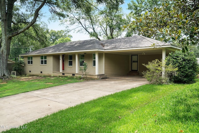 530 Oakhurst Dr, Hernando, MS 38632 - ranch-style home with crawl space, concrete driveway, a front yard, a carport, and brick siding