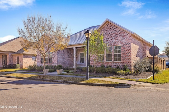 view of front of property