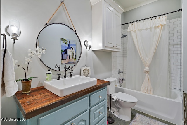 233 Arbor Trl, Brandon, MS 39047 - full bathroom with shower / tub combo with curtain, toilet, and vanity
