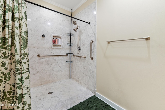 bathroom with a shower with curtain and crown molding