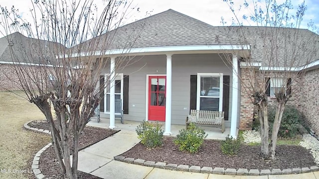 view of front facade featuring a porch