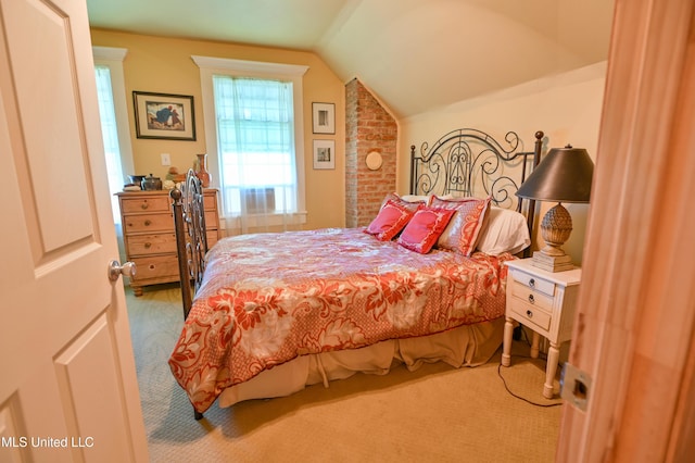 204 Arlington Ave, Natchez, MS 39120 - bedroom with carpet and vaulted ceiling
