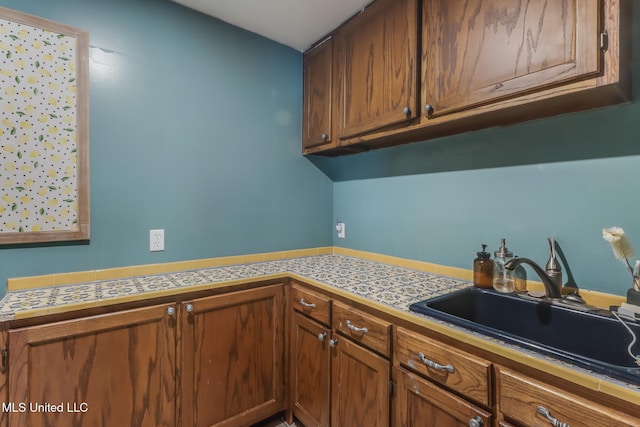 2213 N St, Gulfport, MS 39507 - washroom featuring a sink