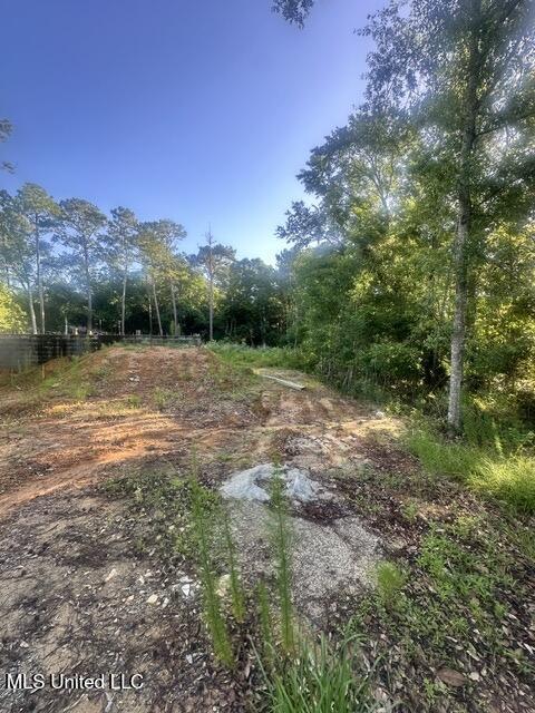 7310 Kalipekona Ct, Diamondhead, MS 39525