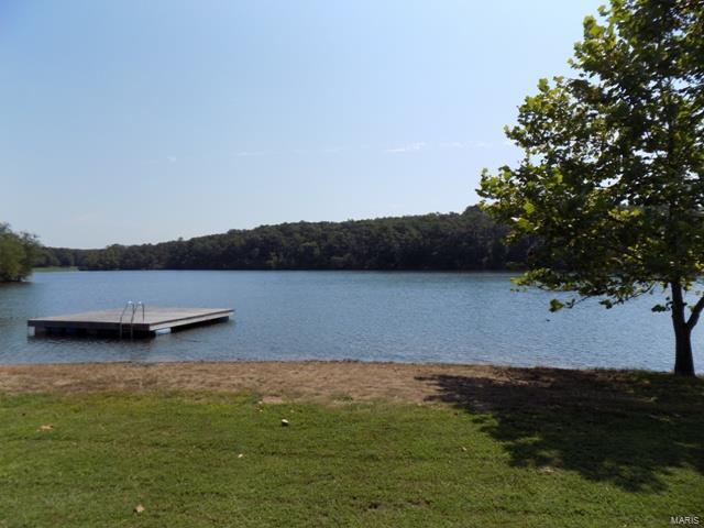 255 Foxboro Rd, Gerald, MO 63037
