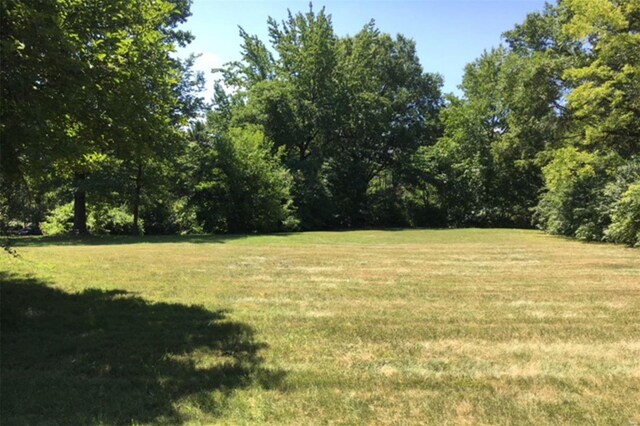 866 Deaver Ln, Creve Coeur, MO 63141