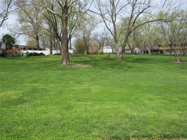 1900 Cheyenne Dr, Godfrey, IL 62035 - photo 2