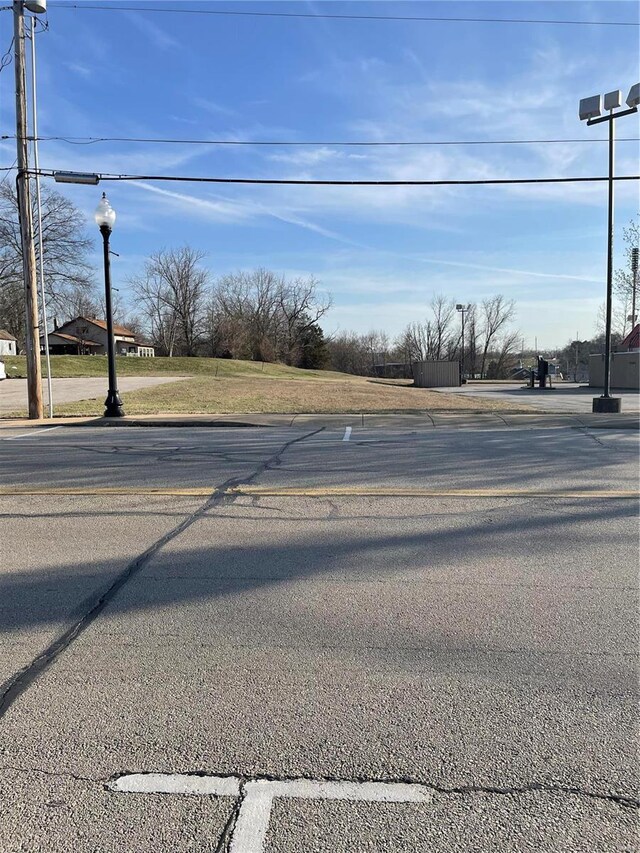 10616 Business 21, Hillsboro, MO 63050