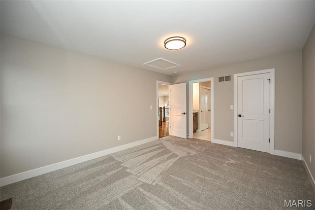712 Silver Buck Ln, Chesterfield, MO 63005 - unfurnished bedroom featuring light carpet and ensuite bath