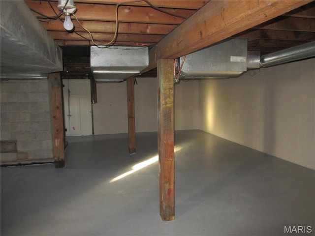 607 County Road 423, Poplar Bluff, MO 63901 - view of unfinished basement