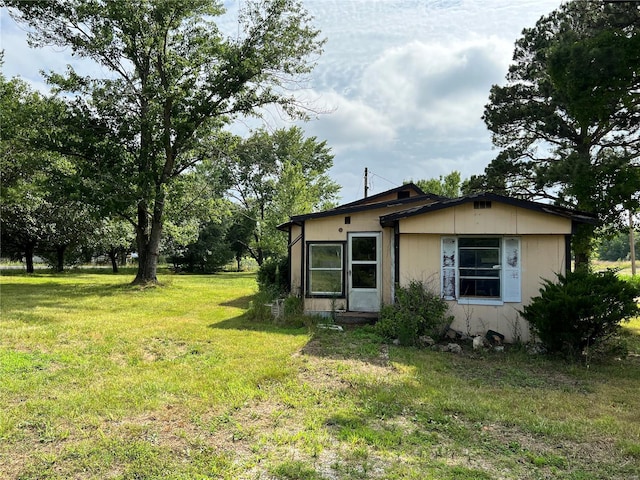22164 State Route Kk, St James, MO 65559 - view of home's exterior with a yard