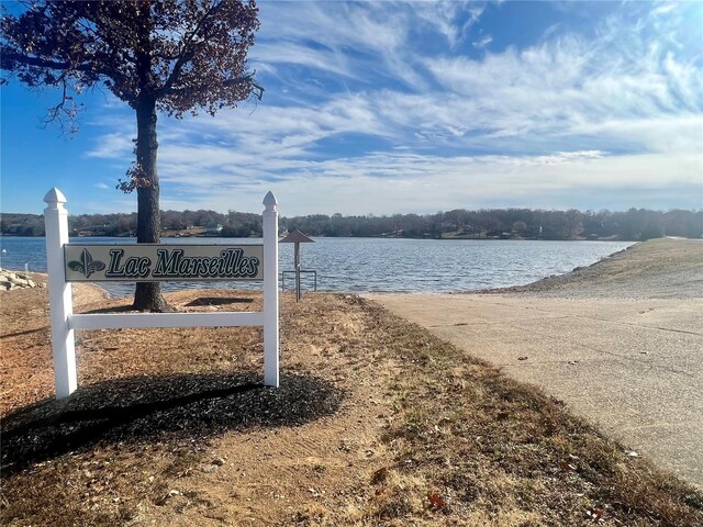 2 Napoleon Dr, Bonne Terre, MO 63628