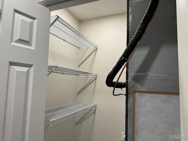 902 C St, Malden, MO 63863 - view of walk in closet