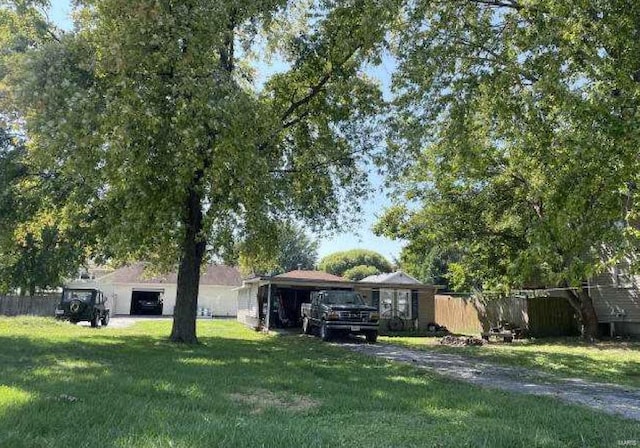 130 W 2nd St, Hartford, IL 62048 - view of yard