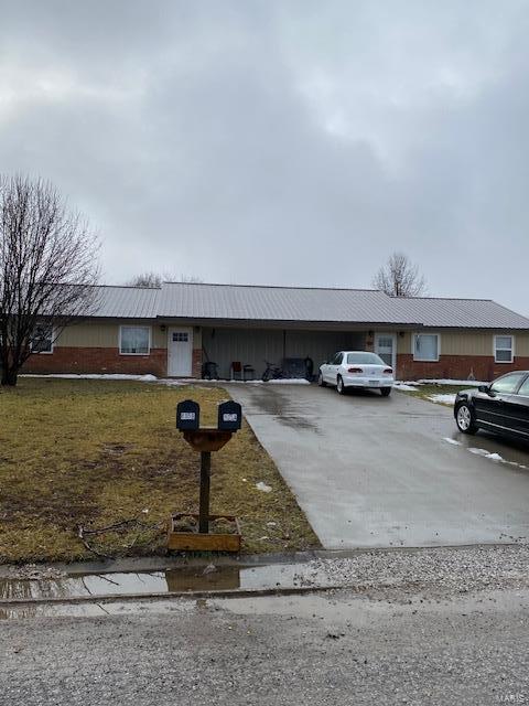 805 E Dover St A/B, Unit A/B Monroe City, MO 63456 - ranch-style house with metal roof