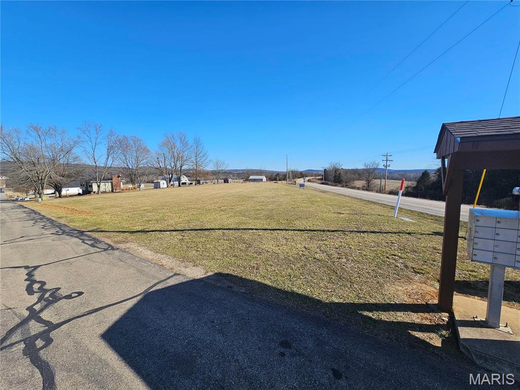 18320 Garden Rd, Saint Genevieve, MO 63670
