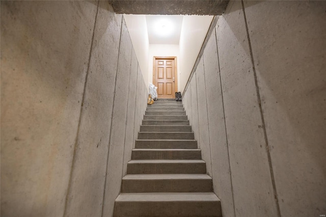 272 NE 1350th Ave, Greenfield, IL 62044 - view of staircase