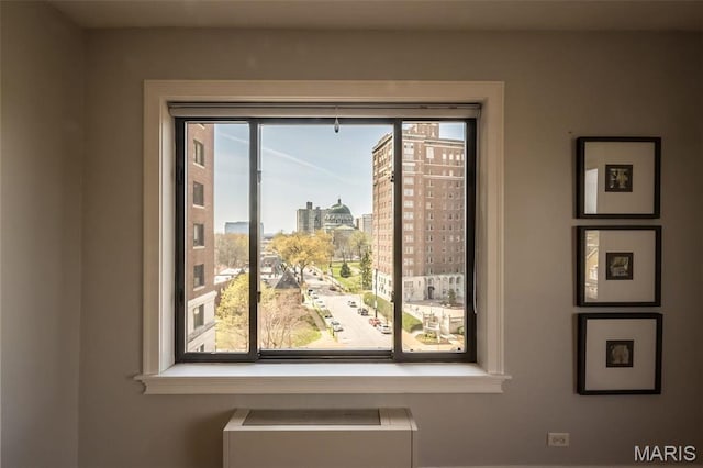 410 N Newstead Ave Unit 6W, Saint Louis, MO 63108 - detailed view of a view of city