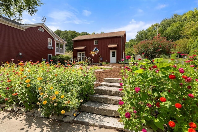 15 Mill St, Elsah, IL 62028 - view of yard