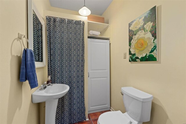 15 Mill St, Elsah, IL 62028 - bathroom featuring toilet and tile patterned flooring