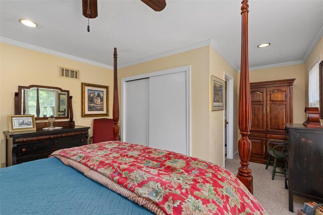 15 Mill St, Elsah, IL 62028 - bedroom featuring carpet floors, a closet, ornamental molding, recessed lighting, and a ceiling fan