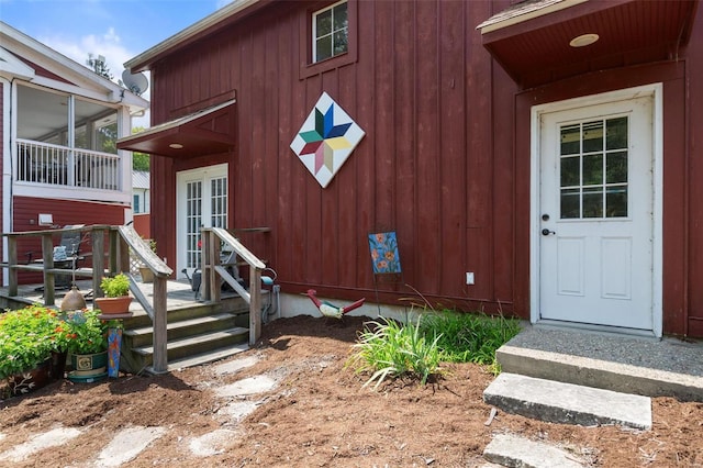 15 Mill St, Elsah, IL 62028 - doorway to property featuring board and batten siding