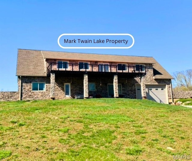 24613 Shady Oak Pl, Perry, MO 63462 - view of front of house featuring a front yard and a deck