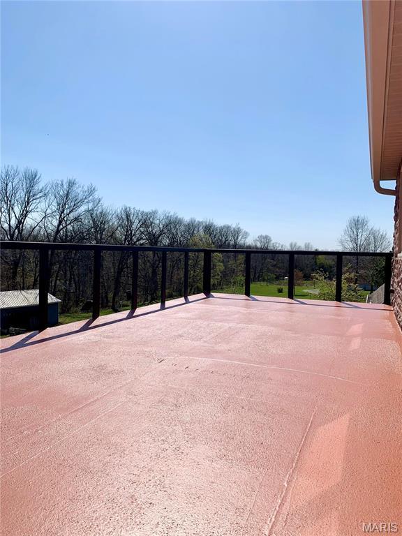 24613 Shady Oak Pl, Perry, MO 63462 - view of patio / terrace
